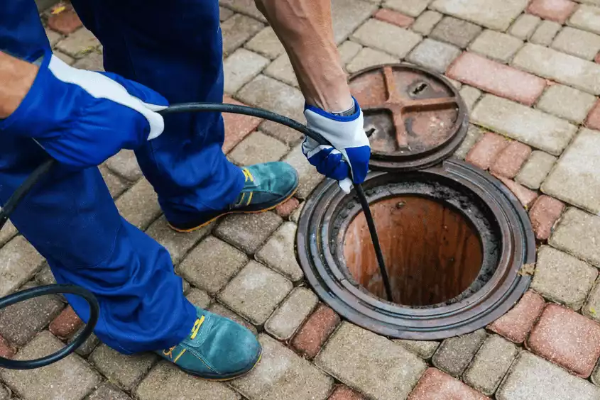 Professional hydro jetting drain cleaning service